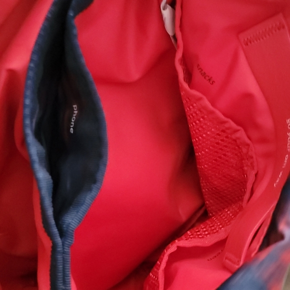 Lululemon multicolor om crossbody bag - Picture 5 of 8